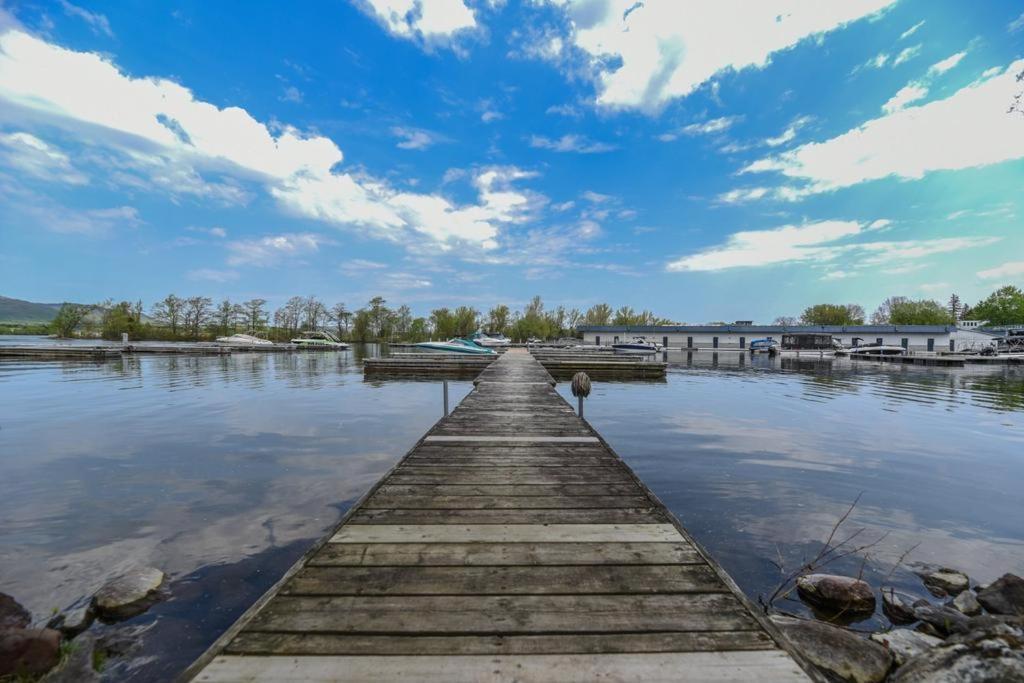 O'Berge Du Village C304 - Bord De L'Eau Magog Ngoại thất bức ảnh